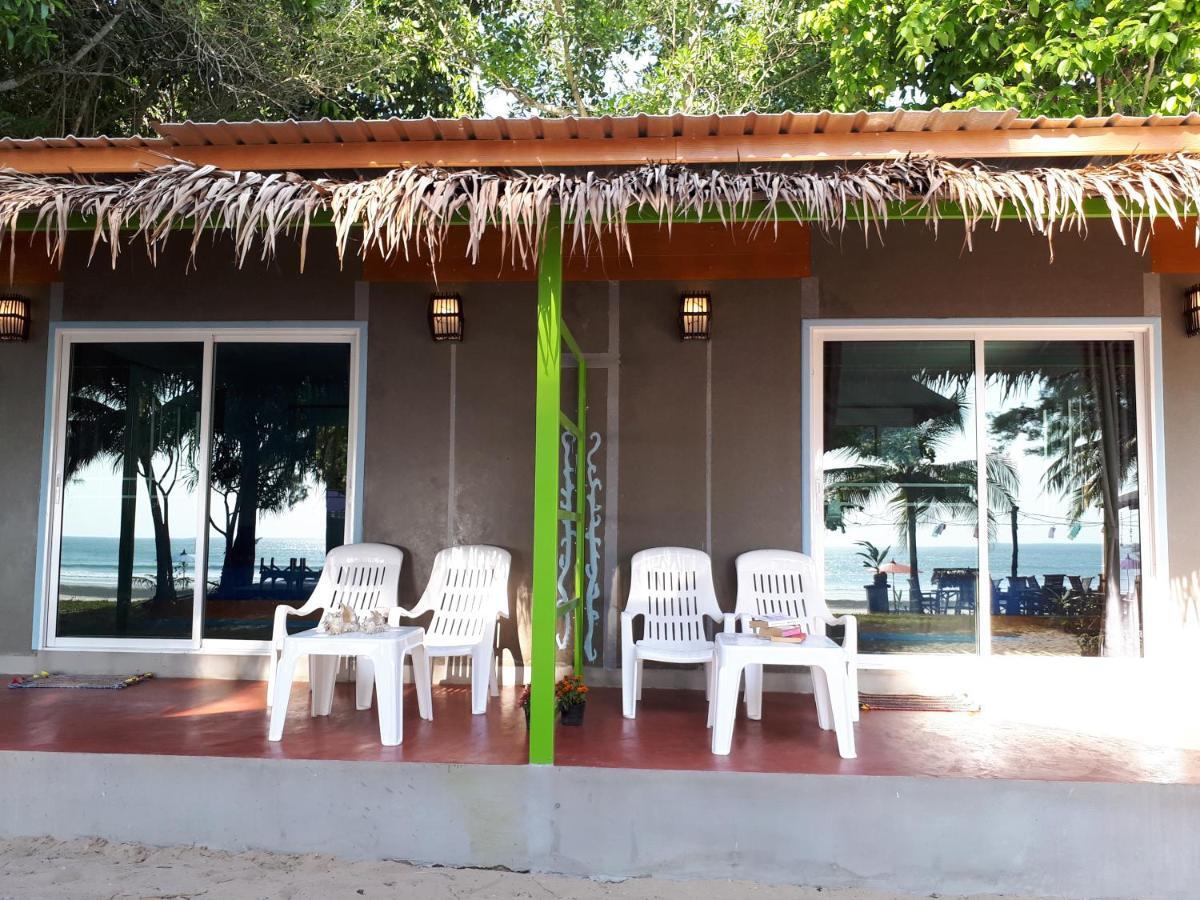 Hotel Phayam Friends Koh Phayam Exteriér fotografie
